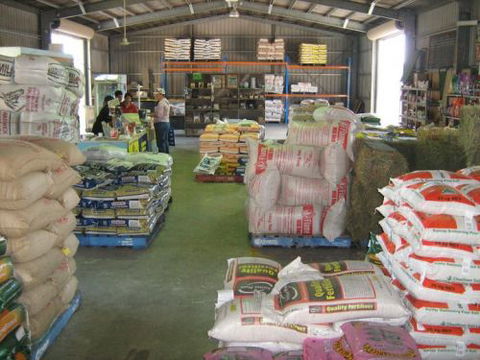 Len’s Feed Shed - Vets Perth 1